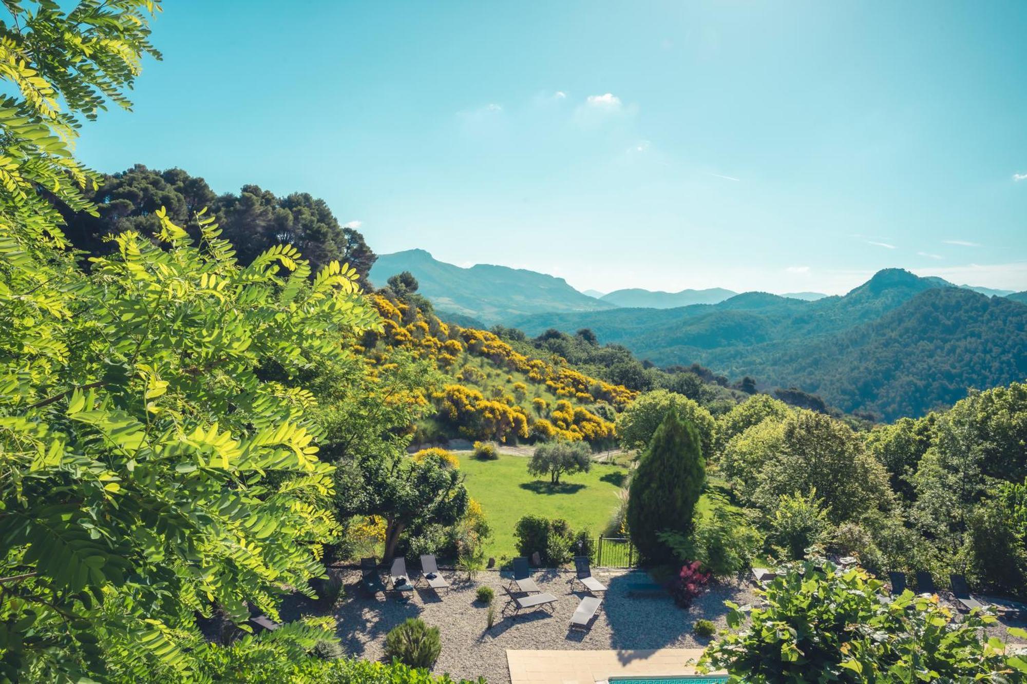Logis Hotel Restaurant Le Plantevin Propiac Bagian luar foto